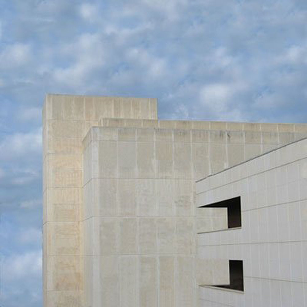 ANTONIO CAMBA · SILENCIO URBANO 5 — Impresión digital sobre aluminio · 30x30cm · 2005