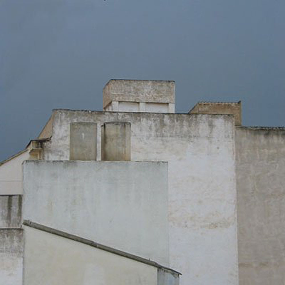 ANTONIO CAMBA · SILENCIO URBANO 8 — Impresión digital sobre aluminio · 30x30cm · 2005